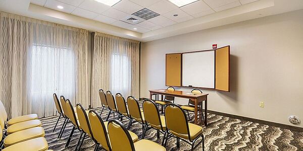 Staybridge Suites Chesapeake - Virginia Beach