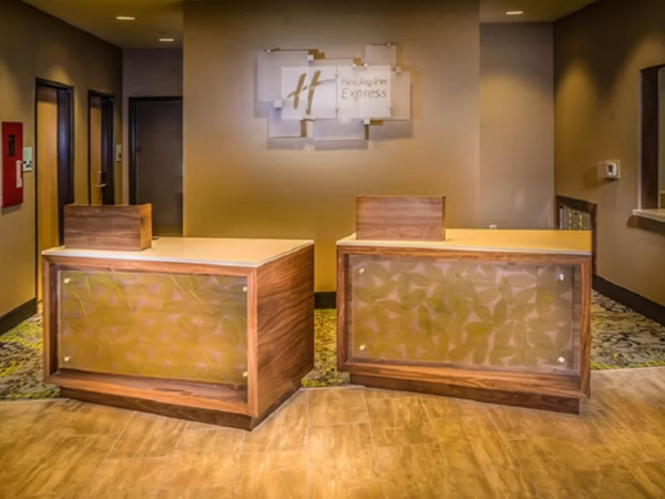 Holiday Inn Express & Suites Salt Lake City South - Murray