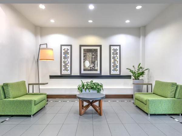 Holiday Inn Express & Suites Clute - Lake Jackson