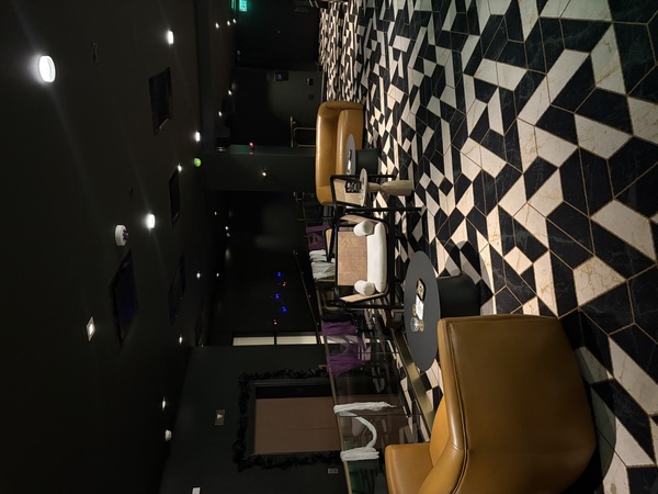 High Rollers Dispensary Lounge