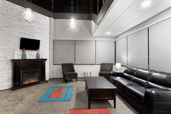 Stanford Hotels & Resort