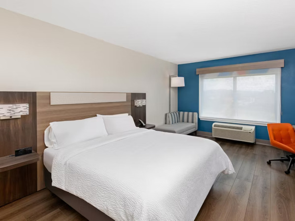Holiday Inn Express & Suites Ooltewah Springs-Chattanooga