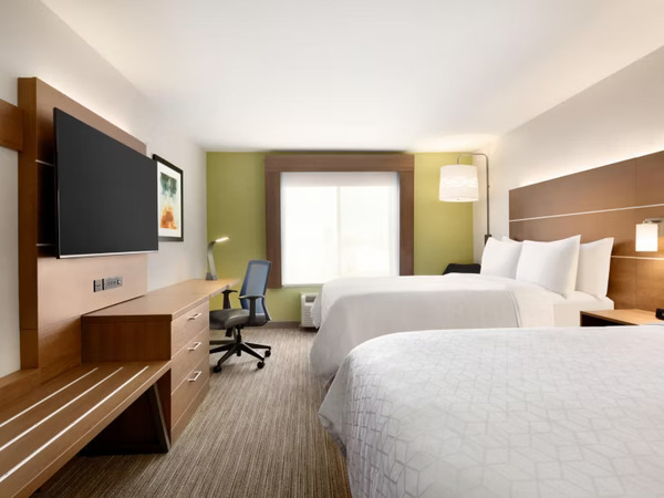 Holiday Inn Express & Suites Merced - Yosemite Natl Pk Area