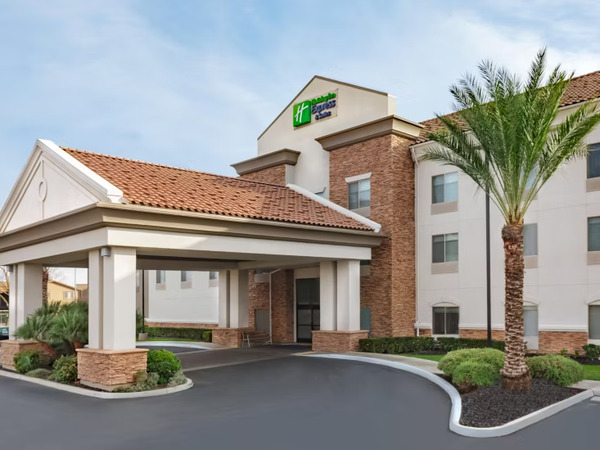Holiday Inn Express & Suites Merced - Yosemite Natl Pk Area
