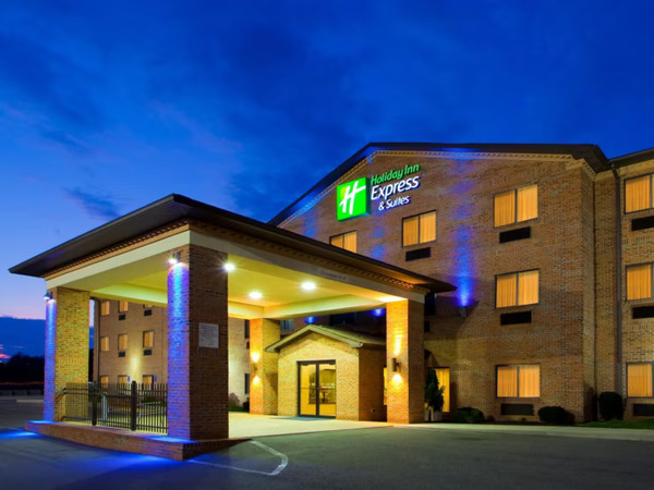 Holiday Inn Express & Suites Elkins