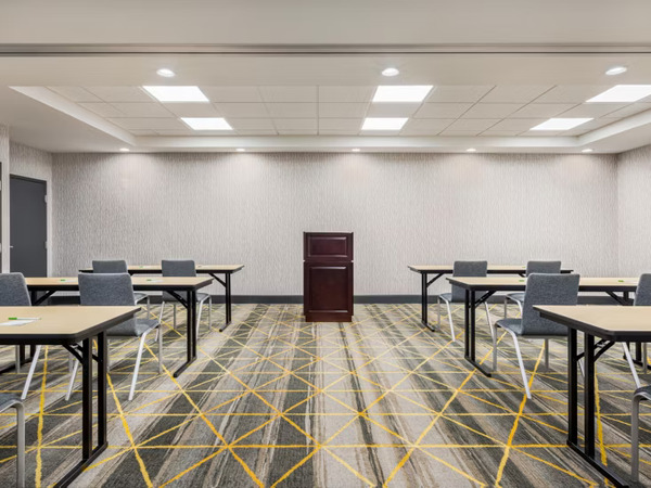 Comfort Suites Southington - Cheshire