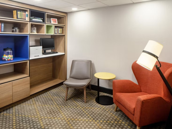 Comfort Suites Southington - Cheshire