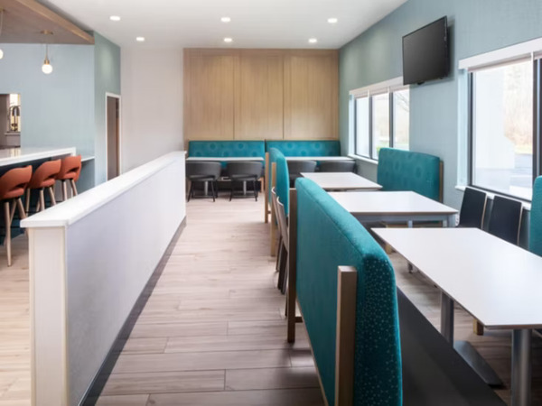 Comfort Suites Southington - Cheshire