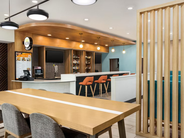 Comfort Suites Southington - Cheshire