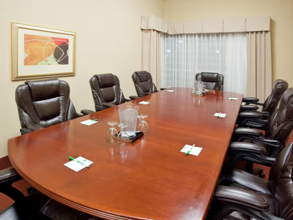 Holiday Inn Hotel & Suites Oakland - Airport