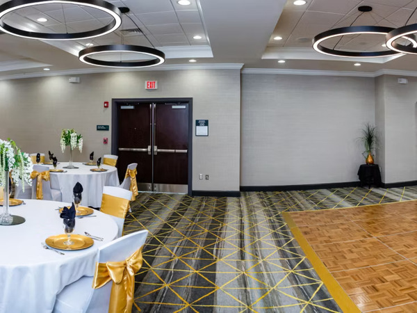 Holiday Inn Statesboro-University Area