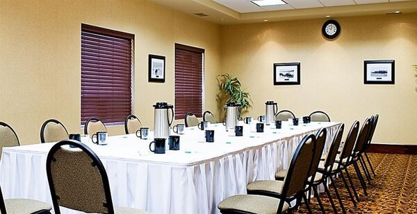Holiday Inn Hotel & Suites Lloydminster