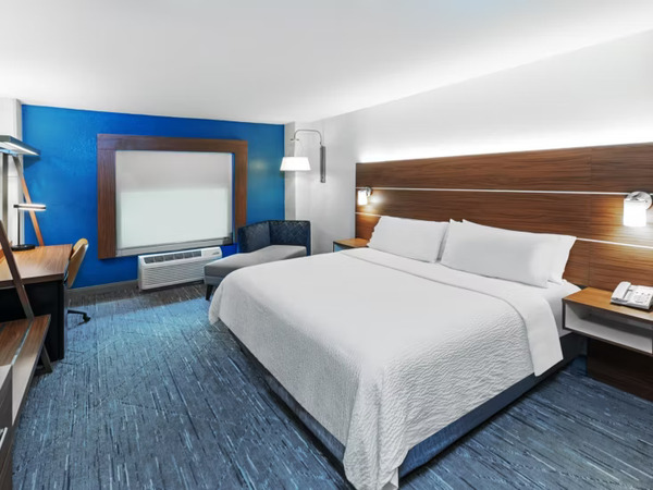 Holiday Inn Express Central El Paso