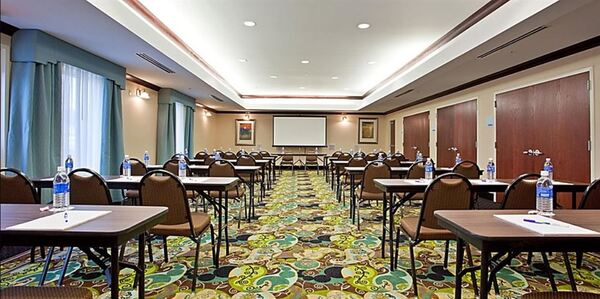 Holiday Inn Express & Suites Dayton South Franklin