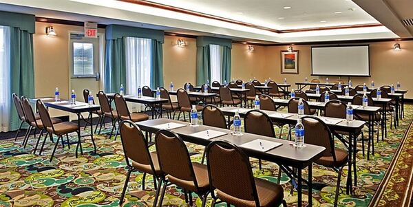 Holiday Inn Express & Suites Dayton South Franklin