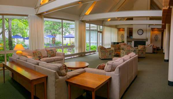 Willits-Hallowell Conference Center & Hotel