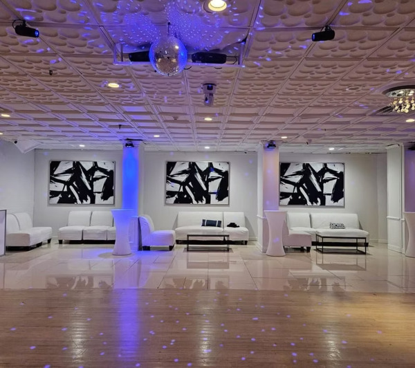 The Surf Room at Long Beach