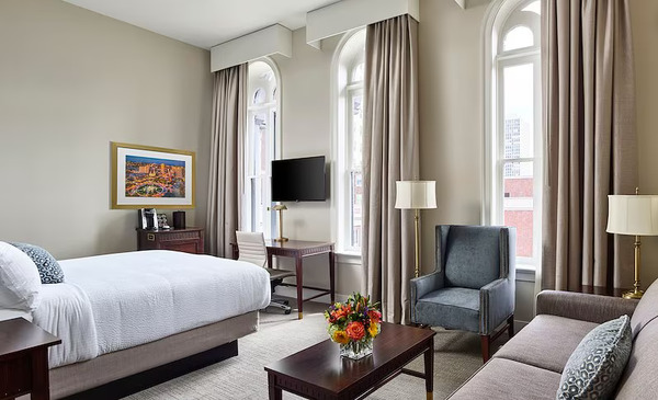 Best Western Plus - Independence Park Hotel