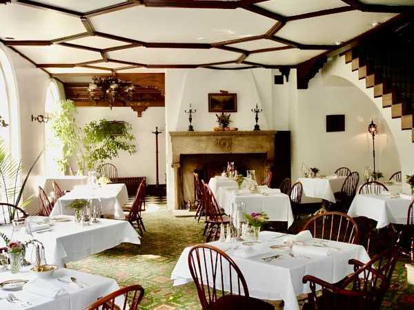 The Horned Dorset Inn