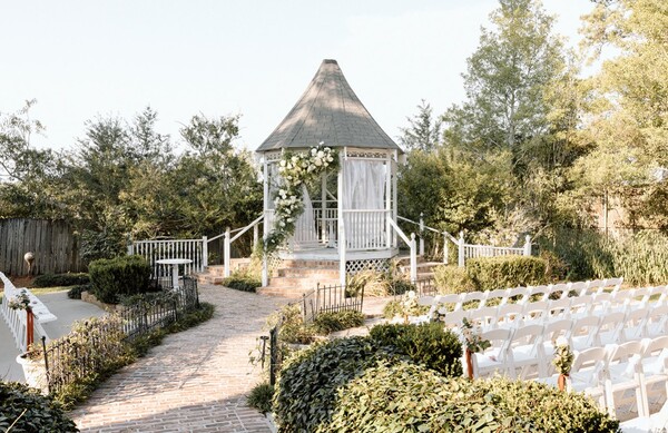 Sunny Meade Wedding & Reception Facility