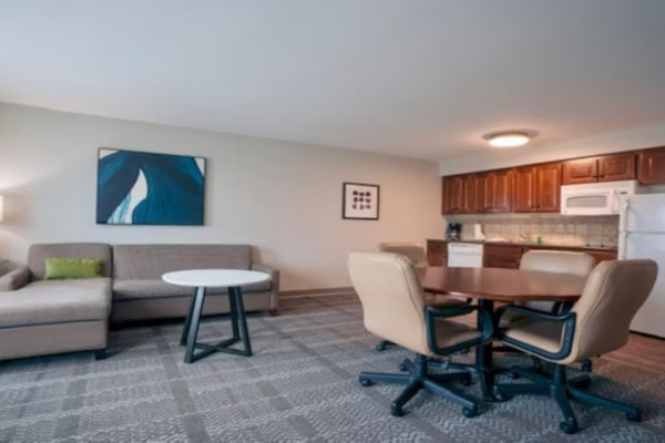 Staybridge Suites Akron-Stow-Cuyahoga Falls