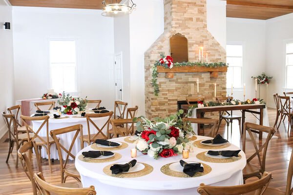 1860 Schulhaus Event Venue