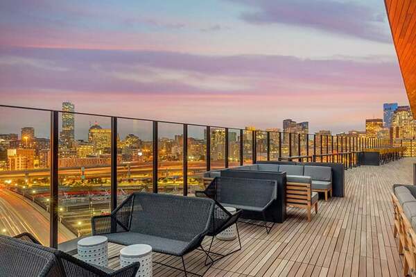 Cambria Hotel Boston Downtown