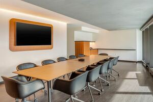 Suite C / Meeting Room