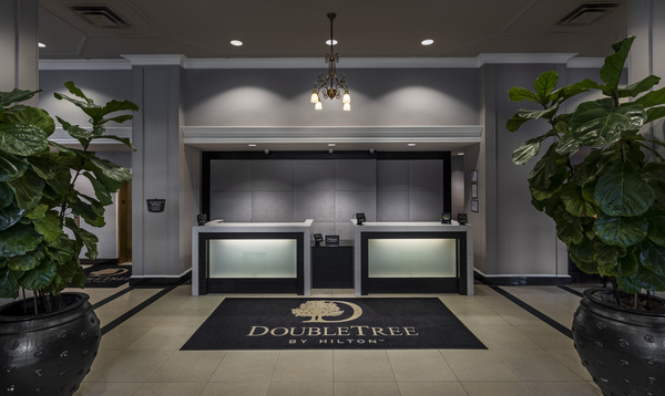 DoubleTree Suites By Hilton Hotel Detroit Downtown - Fort Shelby