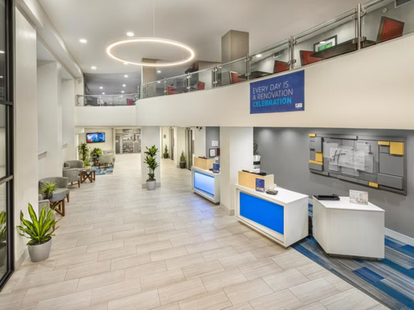 Holiday Inn Express & Suites Atlanta Downtown