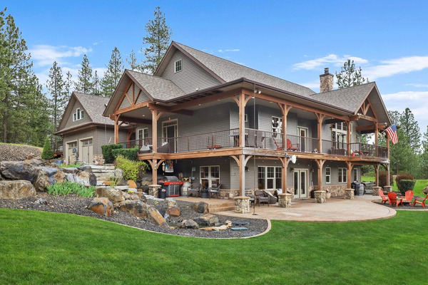 Evergreen Lodge and Retreat