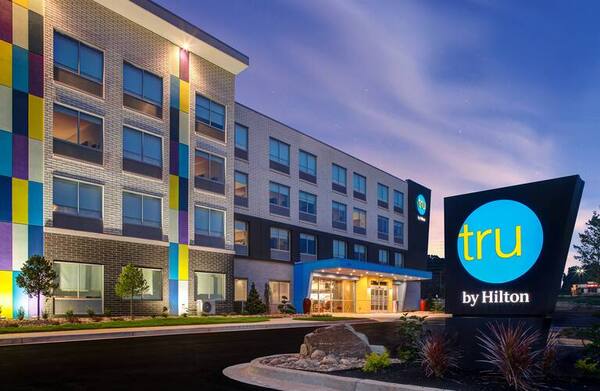 Tru by Hilton Lithia Springs