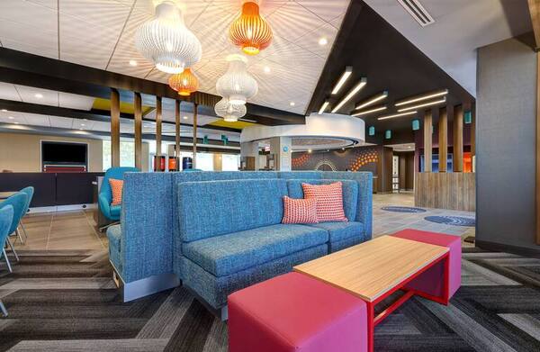 Tru by Hilton Lithia Springs