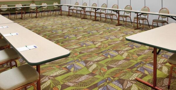 Holiday Inn Kansas City Airport