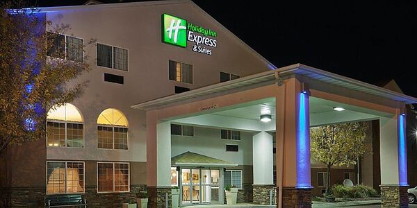Holiday Inn Express & Suites Pierre-Fort Pierre