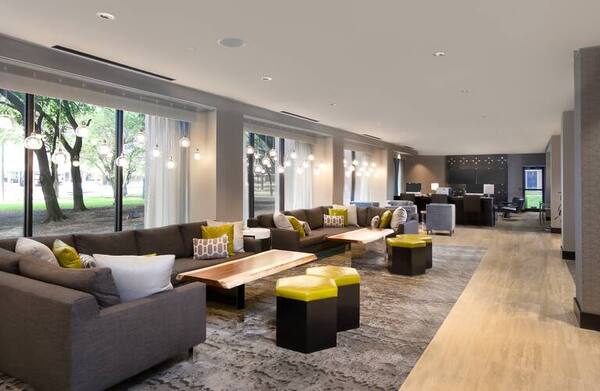 Doubletree by Hilton Hotel & Suites Houston by the Galleria