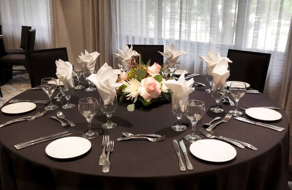 Doubletree by Hilton Hotel & Suites Houston by the Galleria