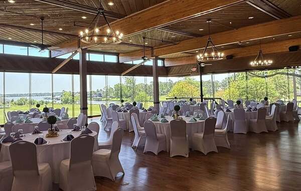 Walden Country Club on Lake Houston