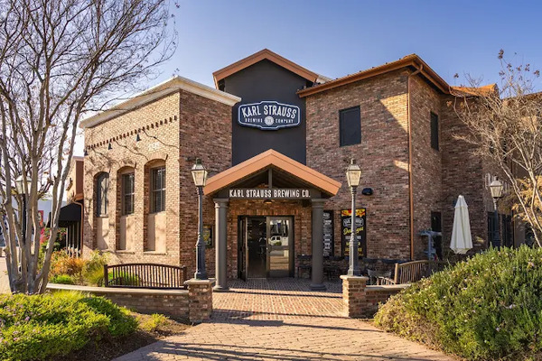 Karl Strauss Brewing Company - Corona