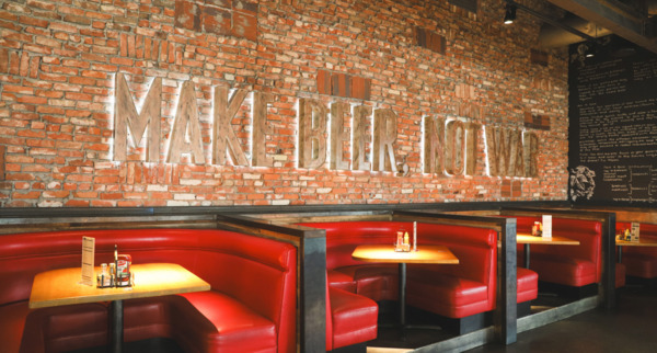 Karl Strauss Brewing Company - Anahiem