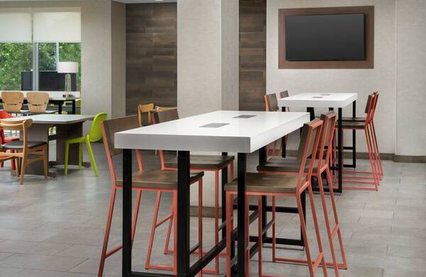 Home2 Suites by Hilton Miami Doral West Airport