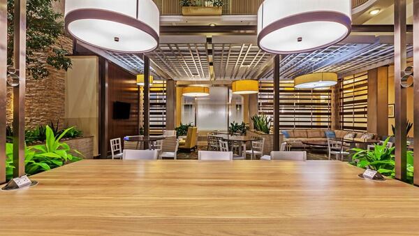 Embassy Suites Dallas - Market Center