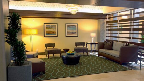 Embassy Suites Dallas - Market Center