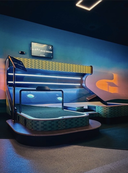 Rounds Putt Lounge