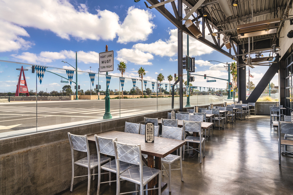 Karl Strauss Brewing Company - Anahiem