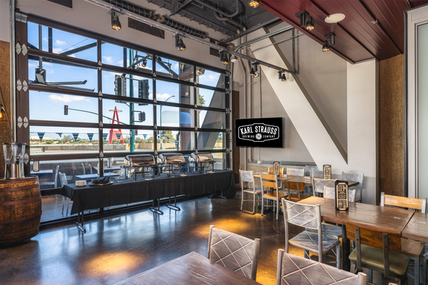 Karl Strauss Brewing Company - Anahiem