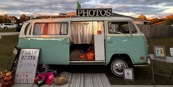 Old Skool Photo Booth Rental
