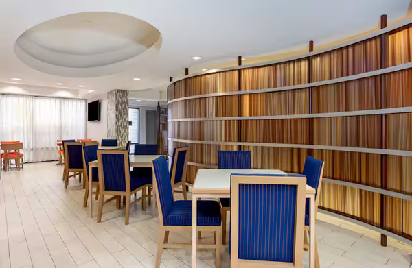 Hampton Inn - Orlando International Airport