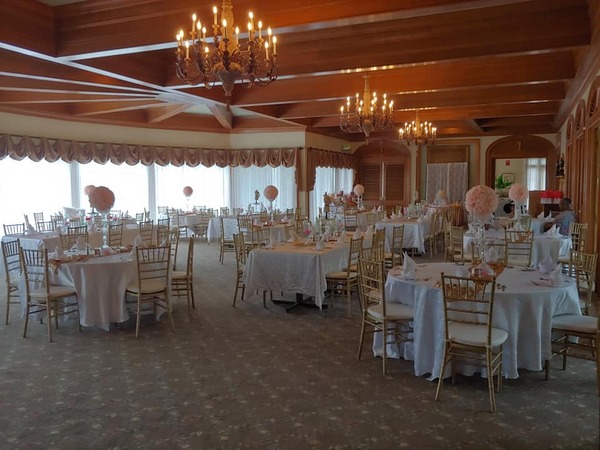 English Turn Golf & Country Club