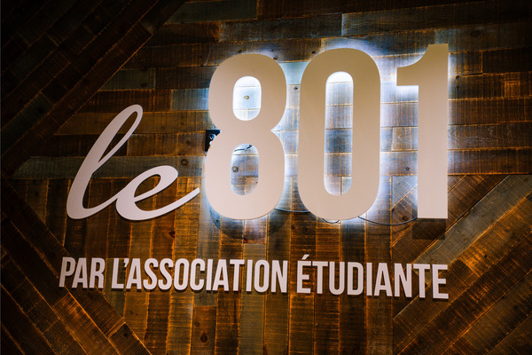 Café-bistro Le 801